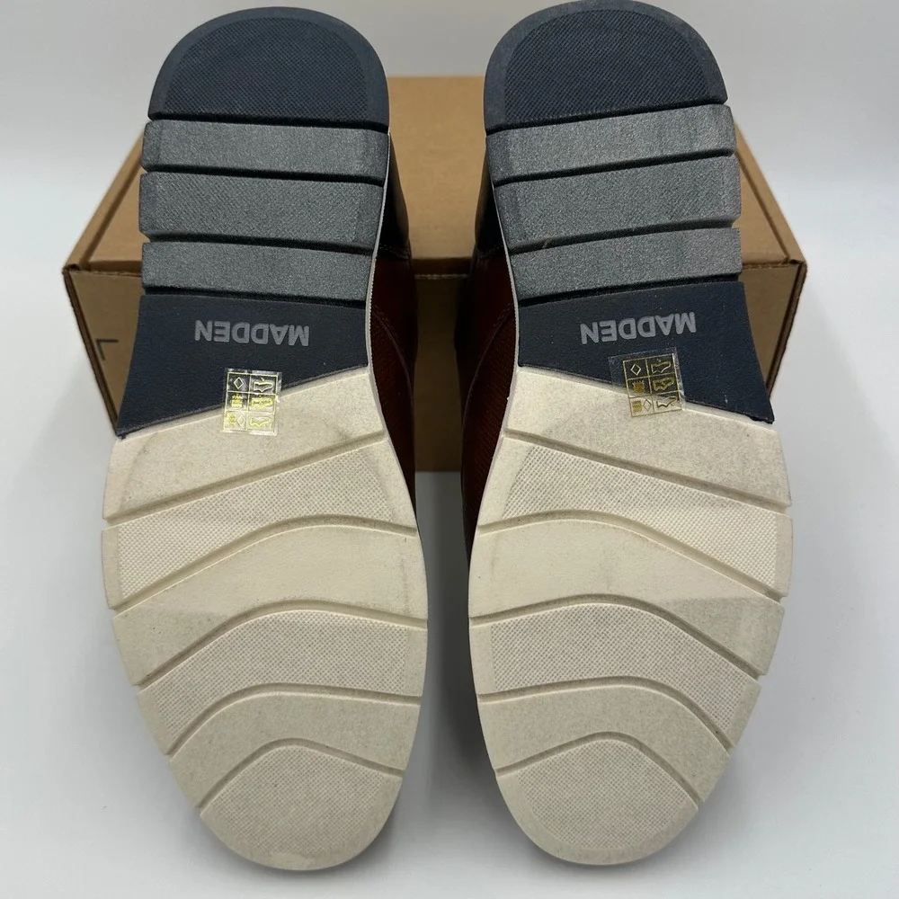 Madden by Steve Madden new but